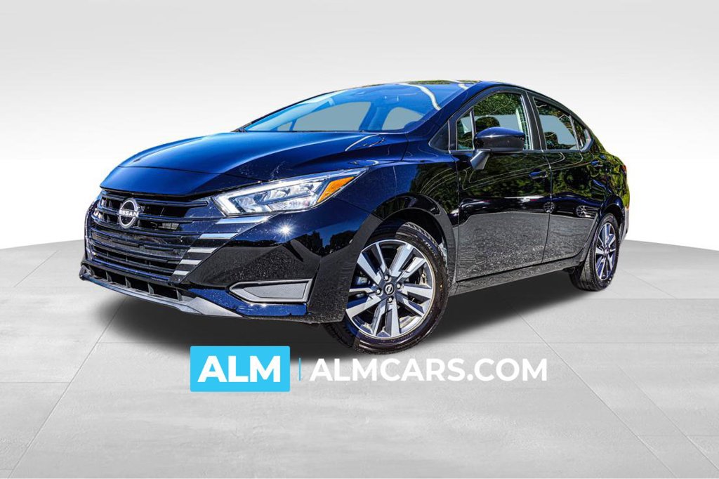 Used 2025 Nissan Versa SV FWD image 1