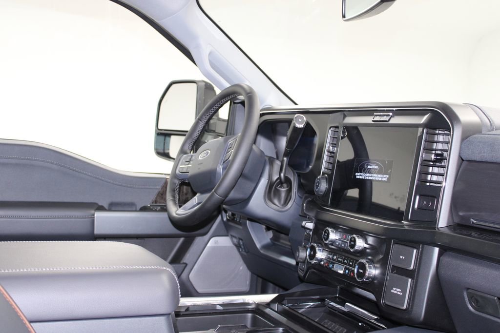 New 2025 Ford F250 Lariat w/ Lariat Ultimate Package image 34