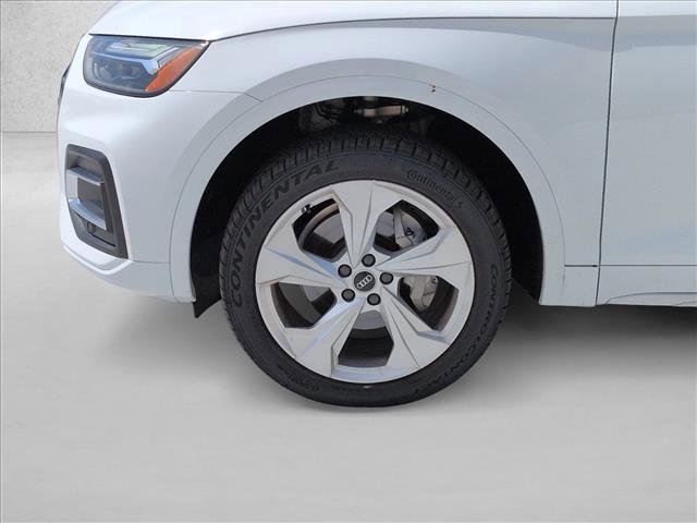 Used 2021 Audi Q5 2.0T Premium Plus w/ Premium Plus Package AWD/4WD image 14