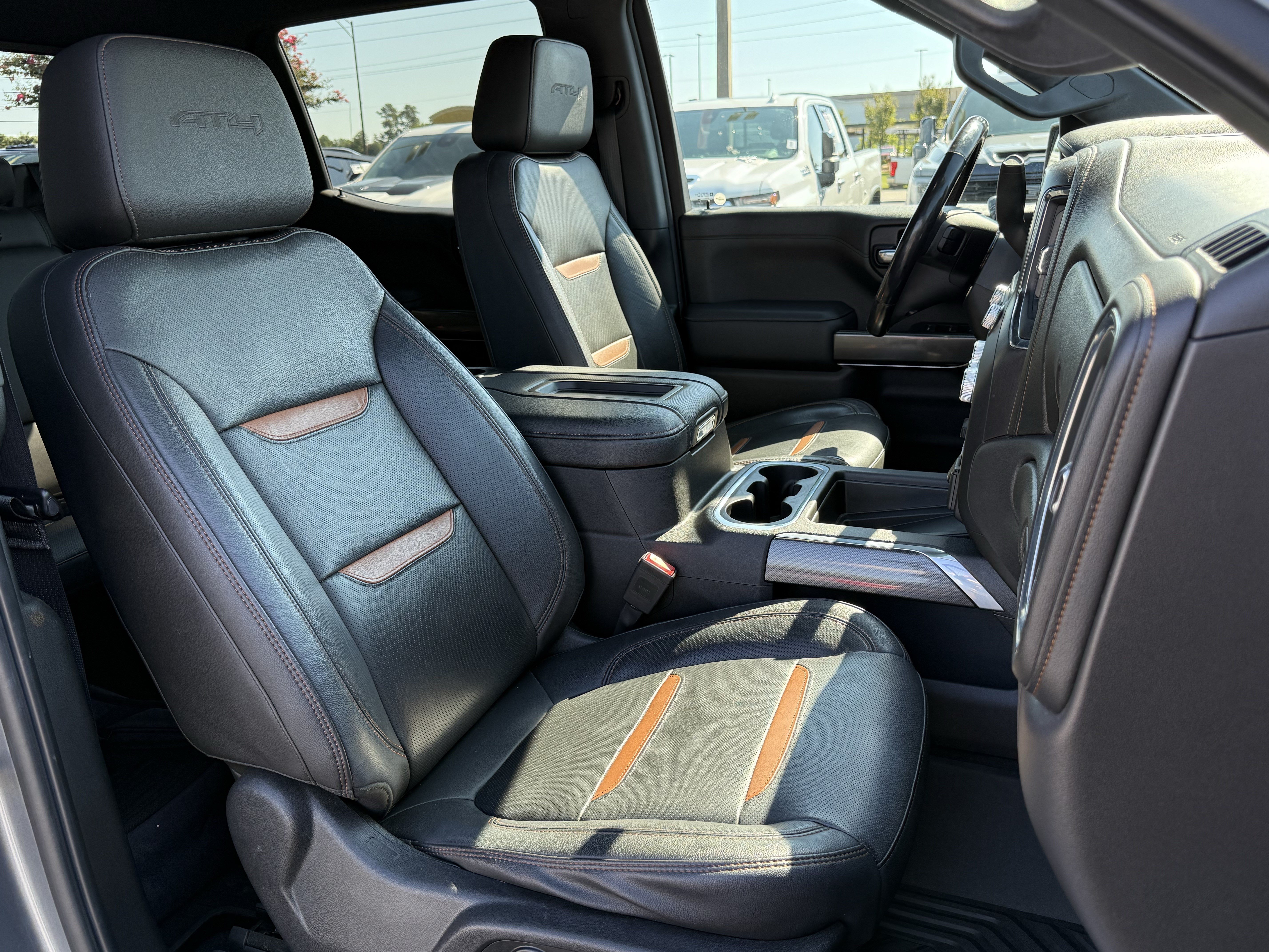 Used 2020 GMC Sierra 1500 AT4 w/ AT4 Premium Package AWD/4WD image 35