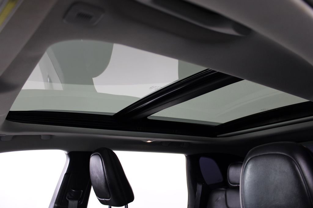 Used 2019 Jeep Cherokee Limited AWD/4WD image 26