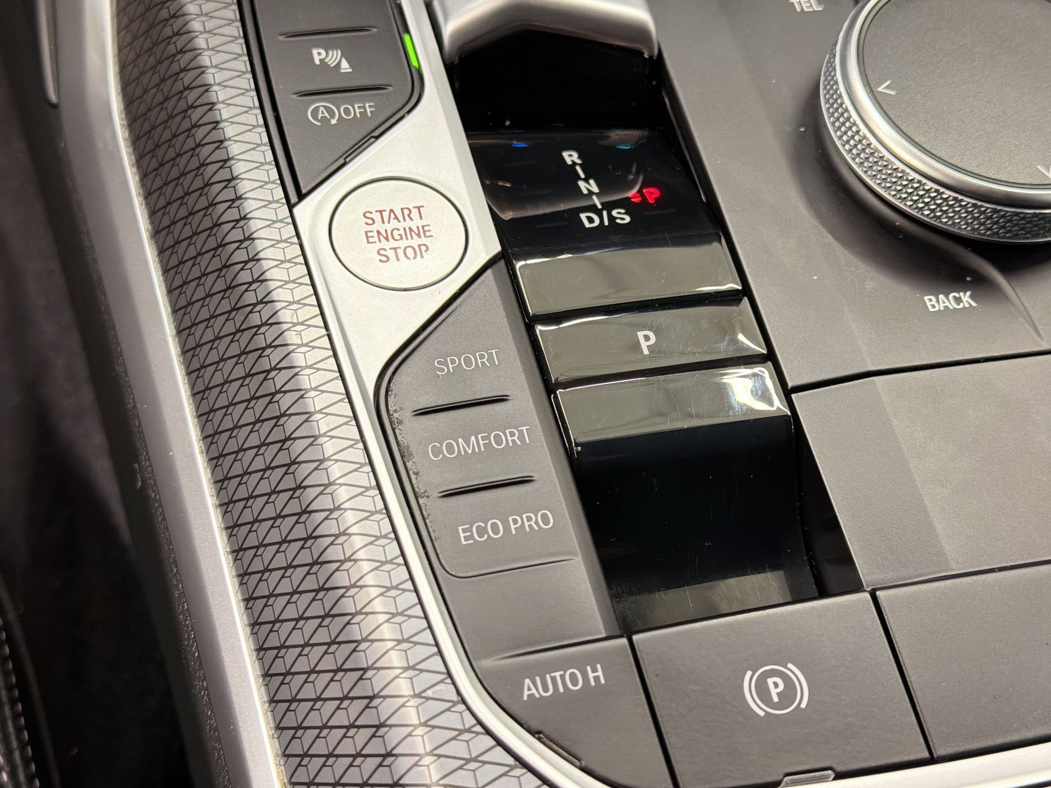 Used 2023 BMW 230i Coupe w/ M Sport Package RWD image 25