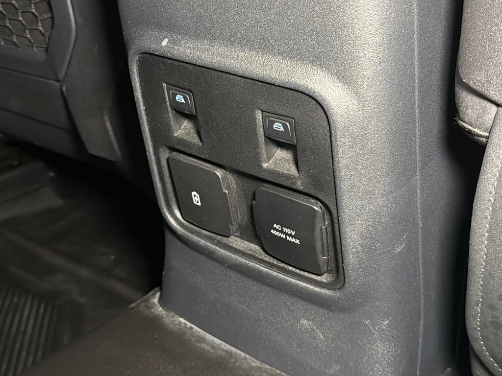 Used 2023 Ford Bronco Badlands w/ Sasquatch Package AWD/4WD image 16