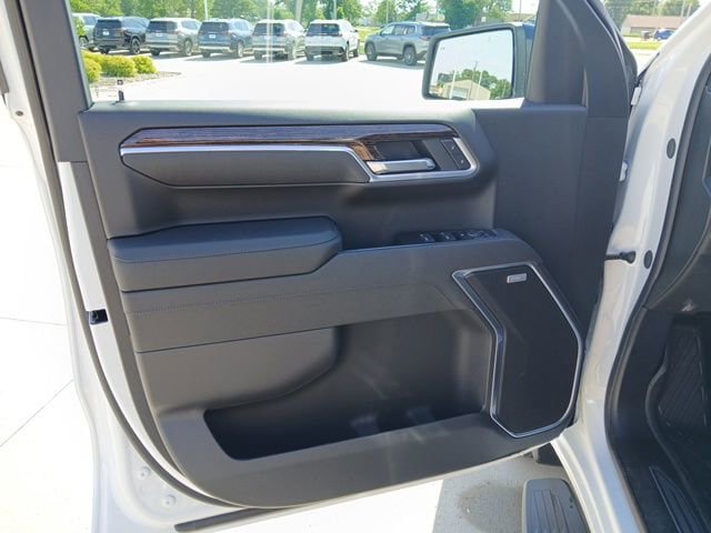 New 2026 GMC Sierra 1500 Elevation w/ Elevation Premium Package AWD/4WD image 16