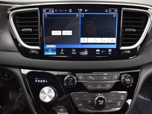 New 2026 Chrysler Voyager LX FWD image 8