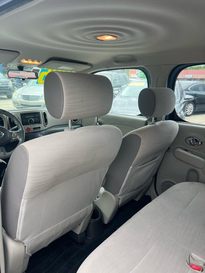 Used 2009 Nissan Cube 1.8 S w/ Interior Designer Pkg FWD image 5