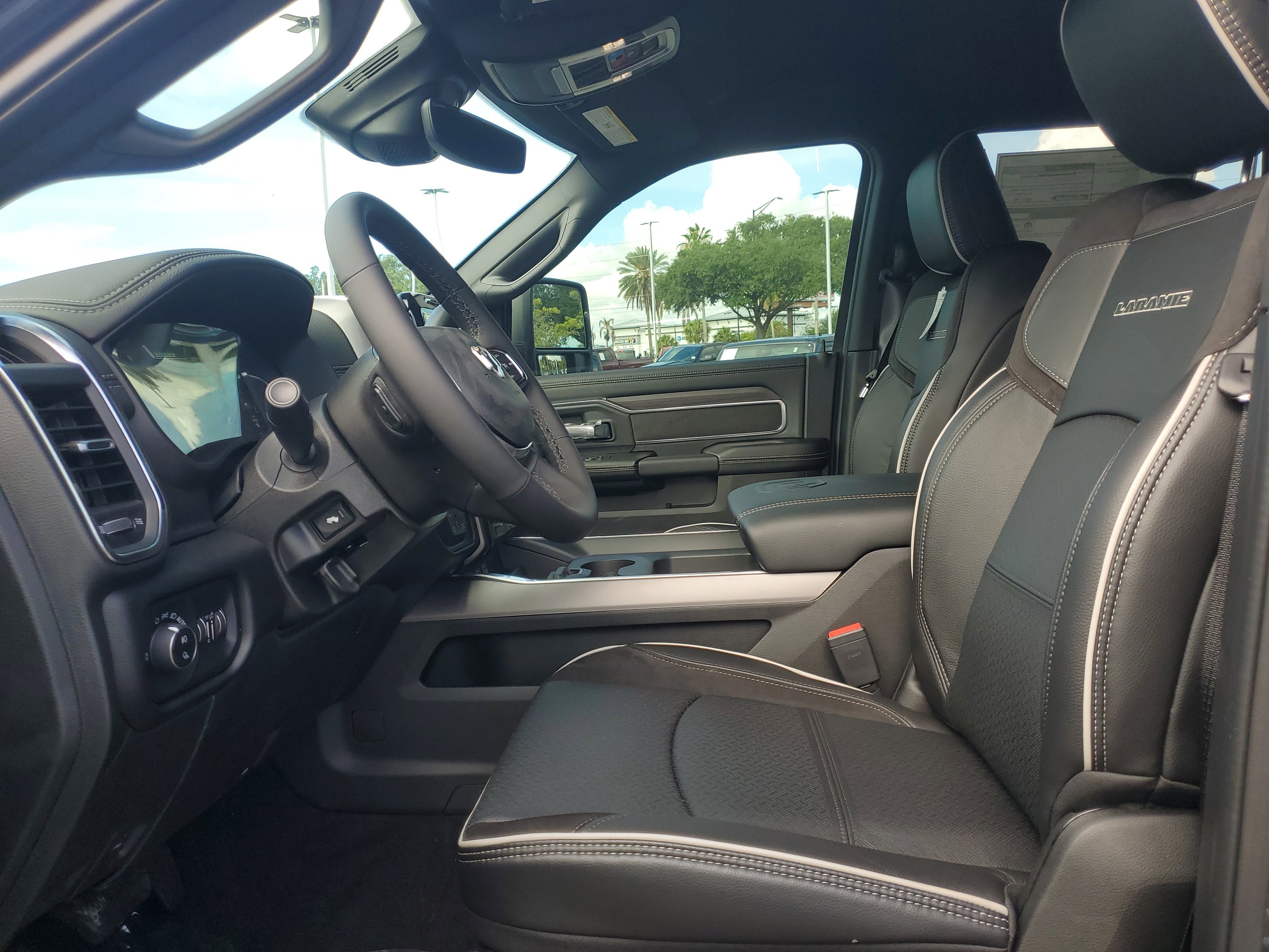 New 2026 RAM 2500 Laramie w/ Night Edition AWD/4WD image 13