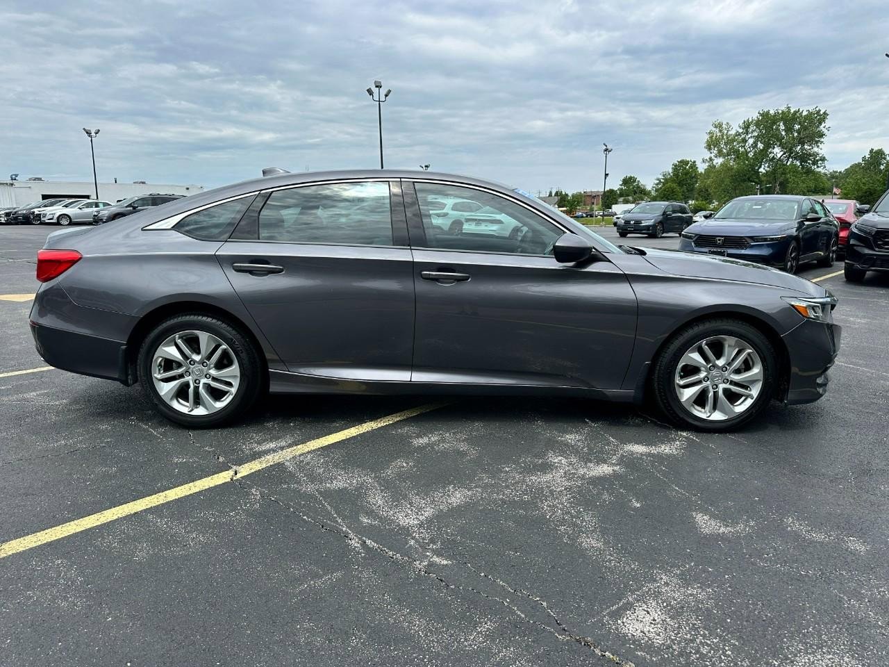 Certified 2019 Honda Accord LX image 3