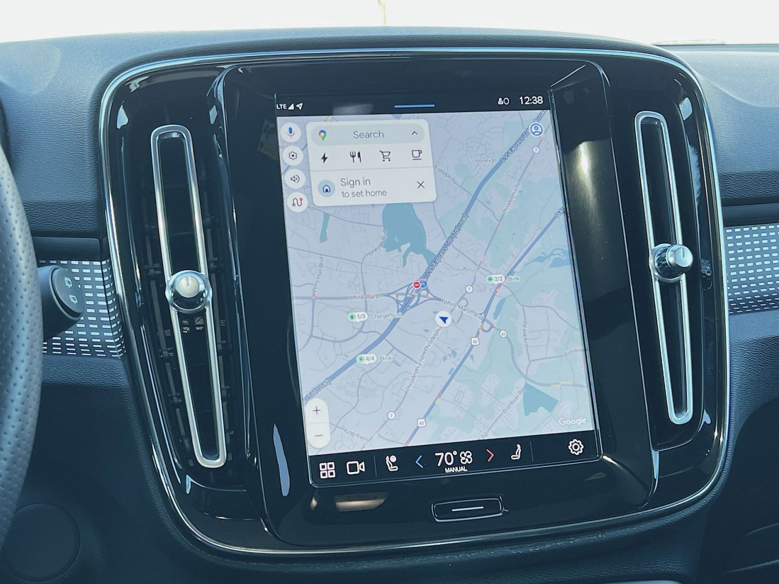 Used 2021 Volvo XC40 P8 Recharge w/ Advanced Package image 20