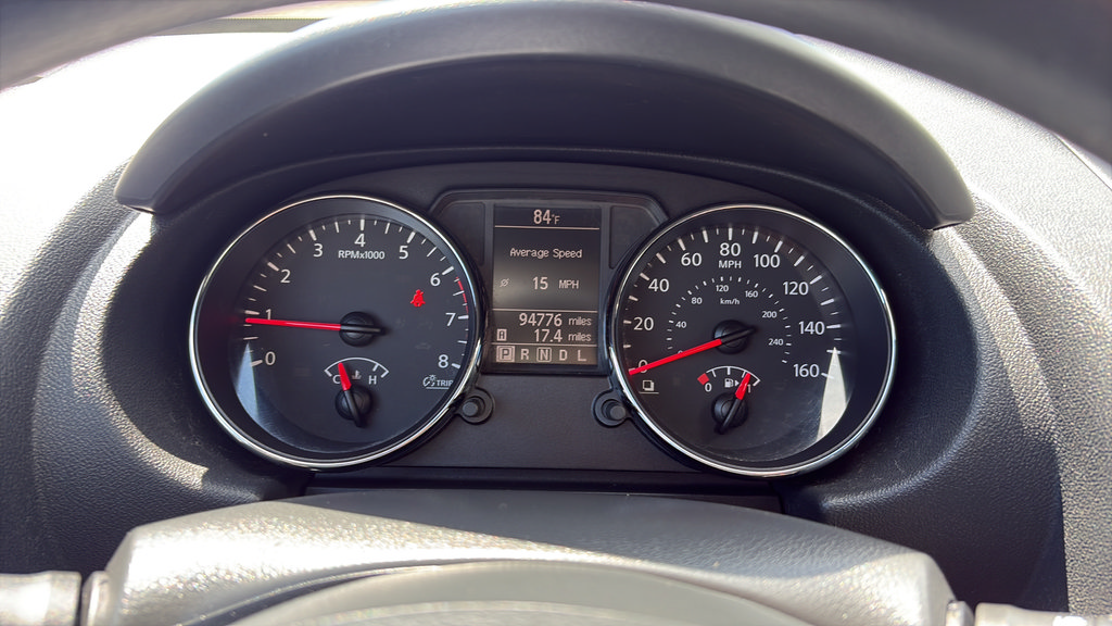 Used 2011 Nissan Rogue S AWD/4WD image 14
