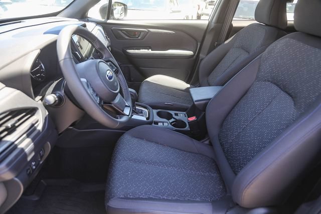 Used 2025 Subaru Forester Premium AWD/4WD image 18