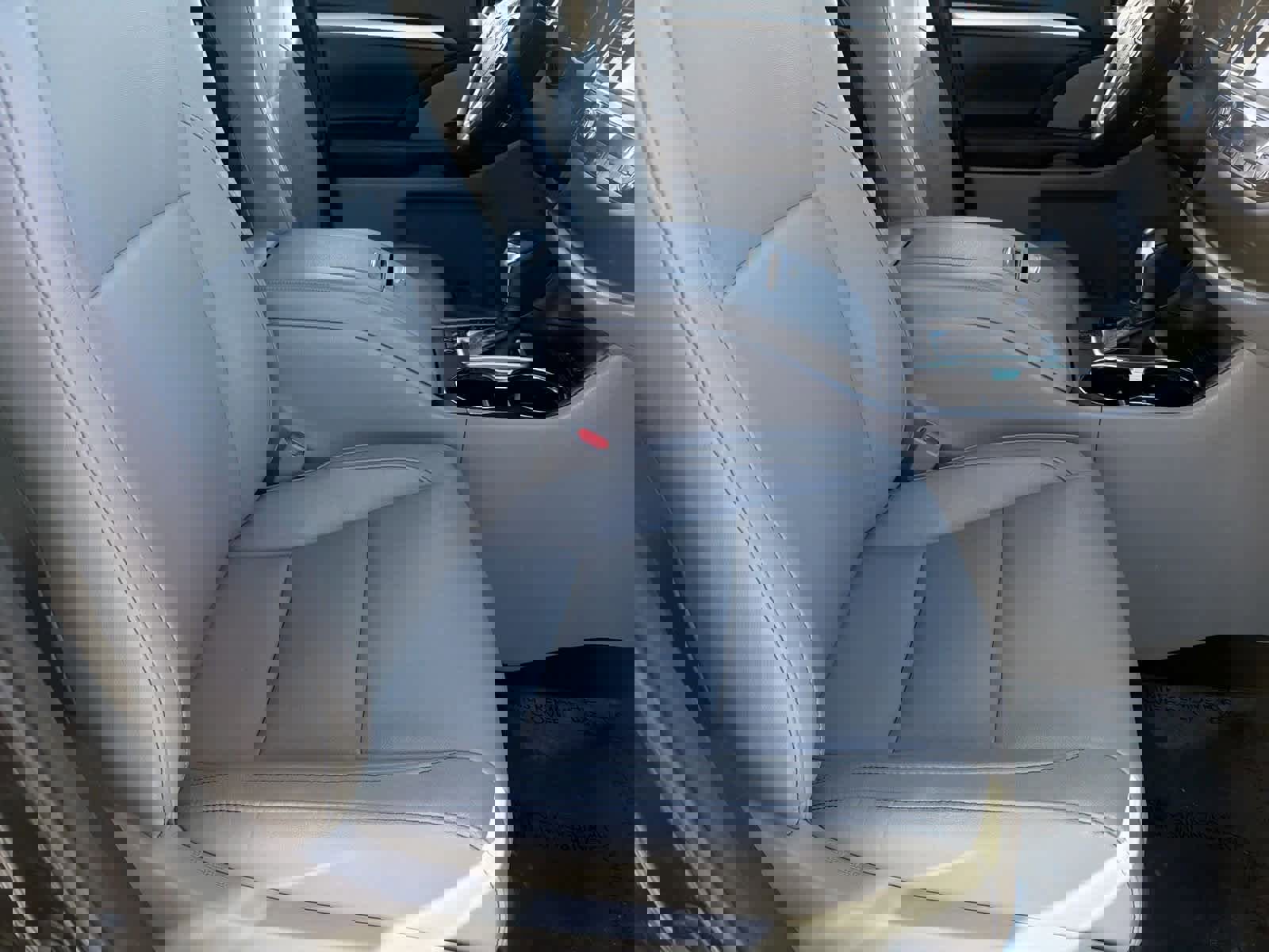 Used 2017 Toyota Highlander XLE image 24