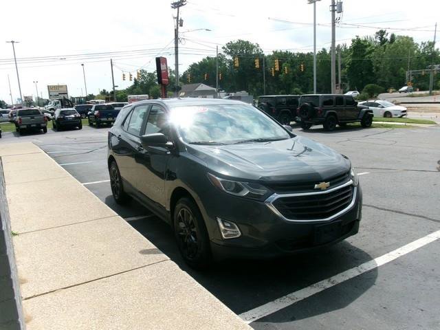 Used 2020 Chevrolet Equinox LS FWD image 3