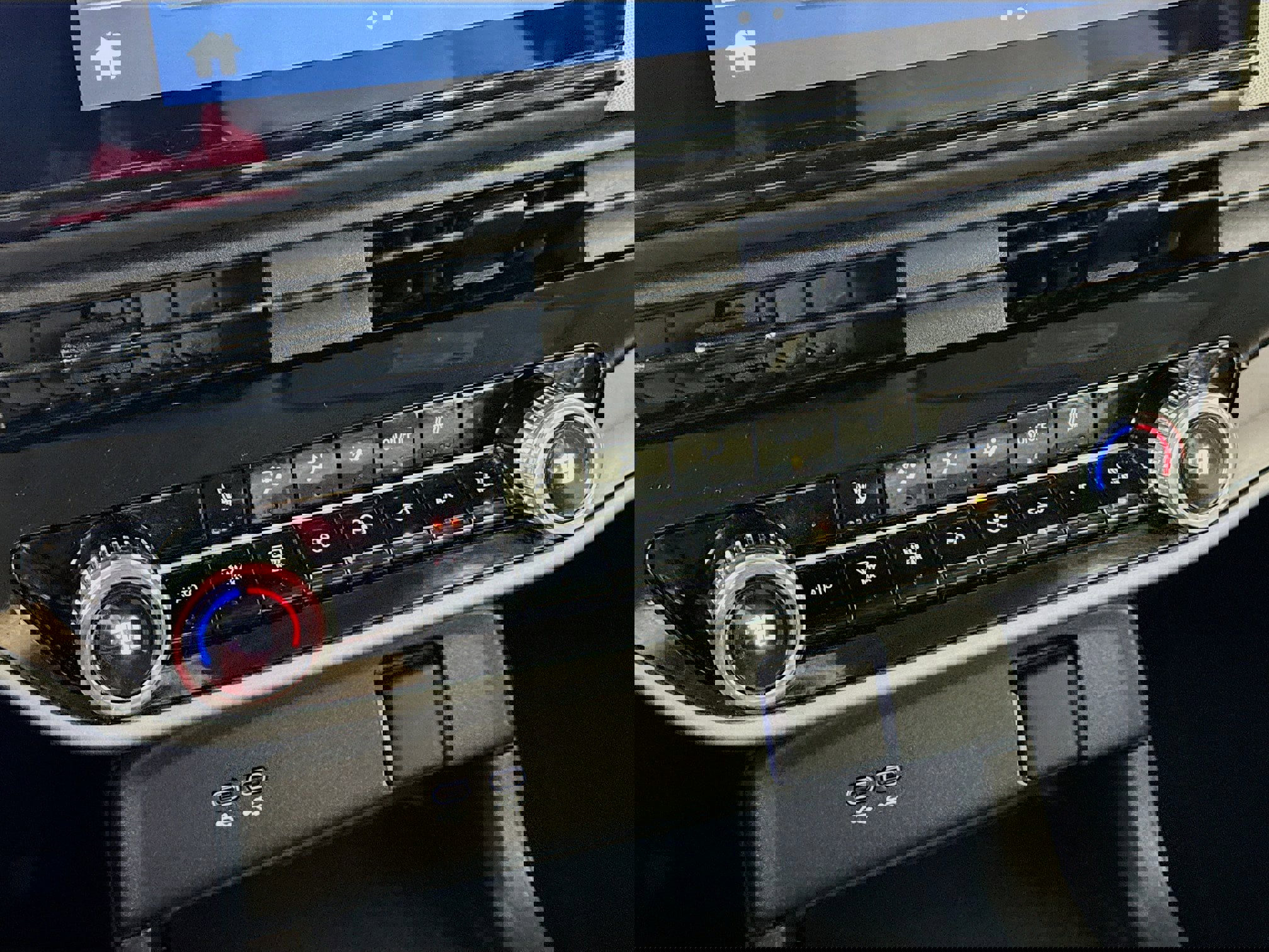 Used 2024 Honda Prologue EX image 18