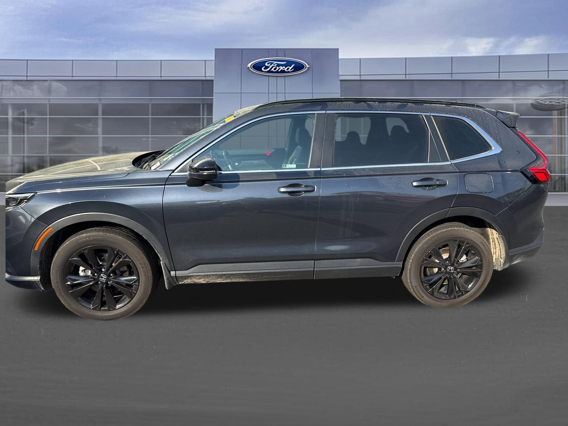 Used 2023 Honda CR-V Sport Touring image 8