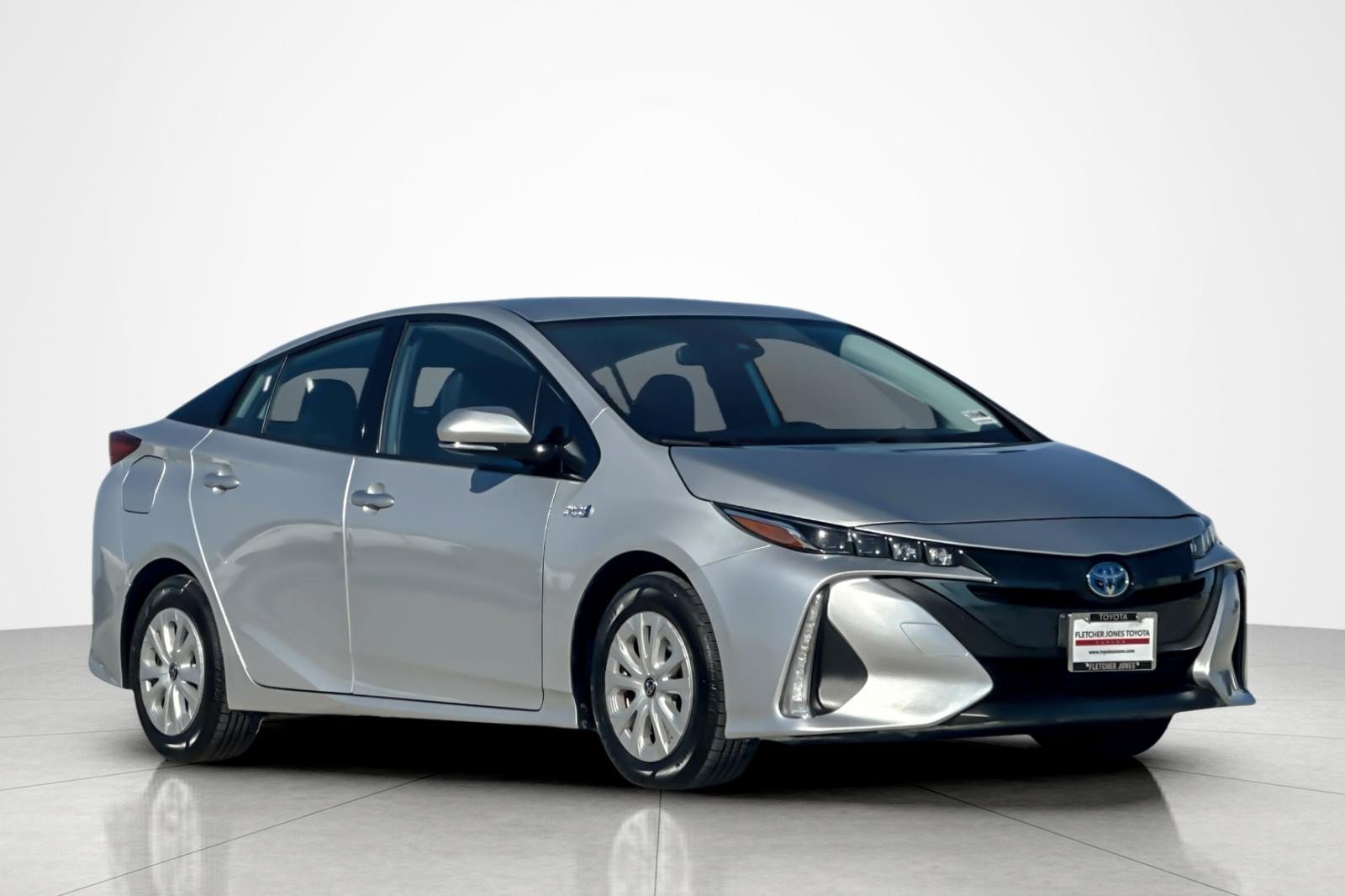 Certified 2020 Toyota Prius Prime XLE FWD image 7