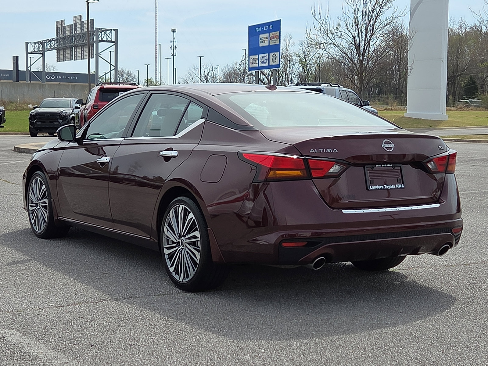 Used 2023 Nissan Altima 2.5 SL image 4