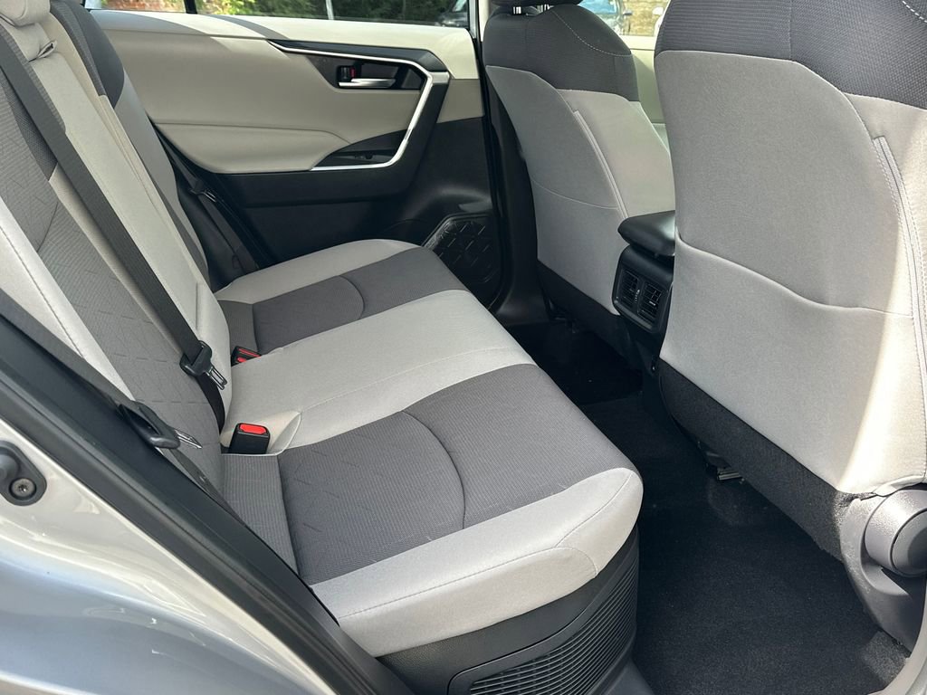 Certified 2025 Toyota RAV4 XLE AWD/4WD image 13