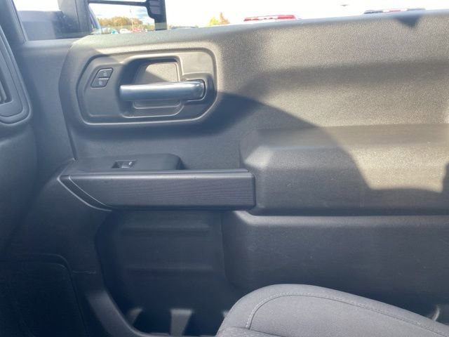 Used 2024 GMC Sierra 2500 Pro w/ X31 Off-Road Package image 34
