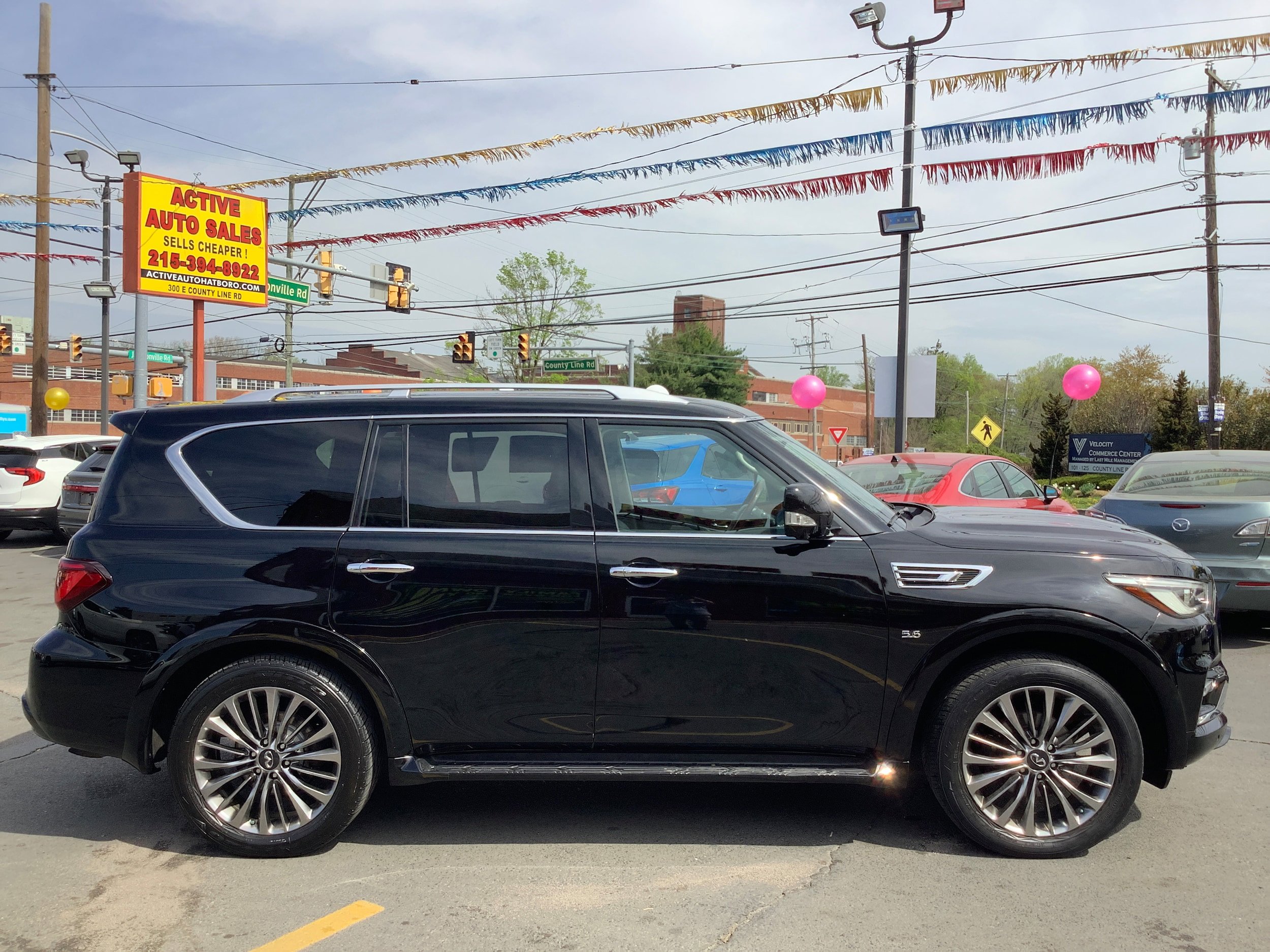 Used 2019 INFINITI QX80 Luxe w/ 22" Wheel Package image 8