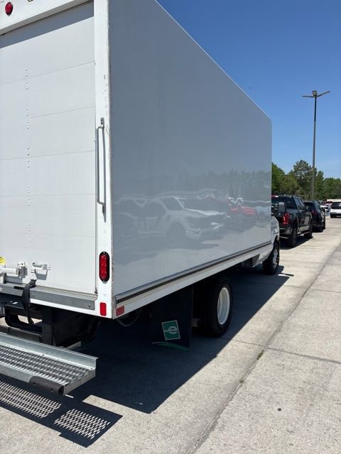 Used 2024 Ford E-350 and Econoline 350 Super Duty w/ Power Windows & Locks Group RWD image 13