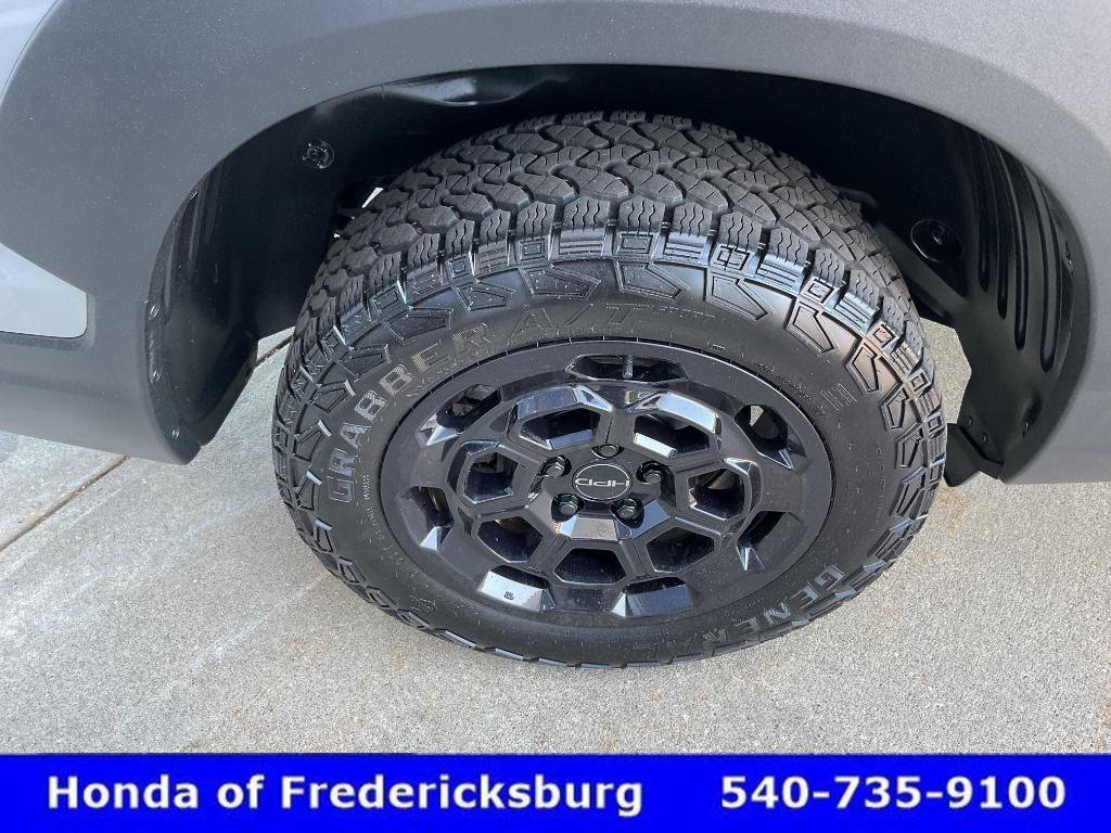 Used 2025 Honda Ridgeline Sport+ image 12