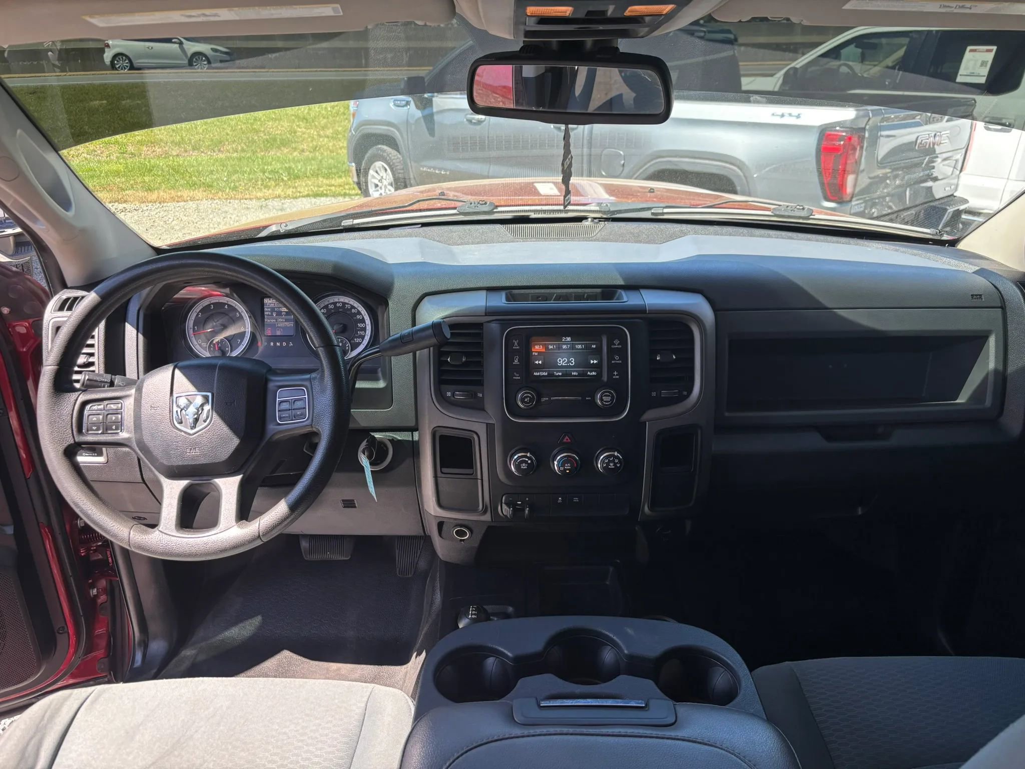 Used 2015 RAM 3500 Tradesman w/ Chrome Appearance Group image 16