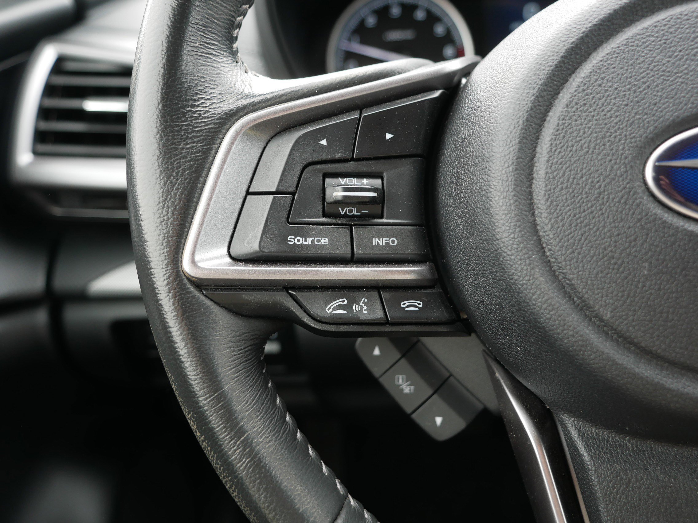 Used 2021 Subaru Forester Limited w/ Popular Package #3 image 31