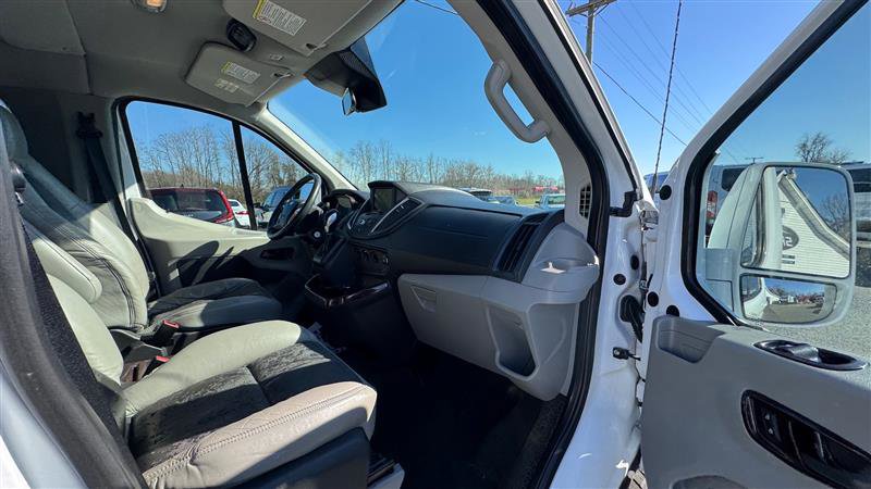 Used 2016 Ford Transit 150 XLT RWD image 40