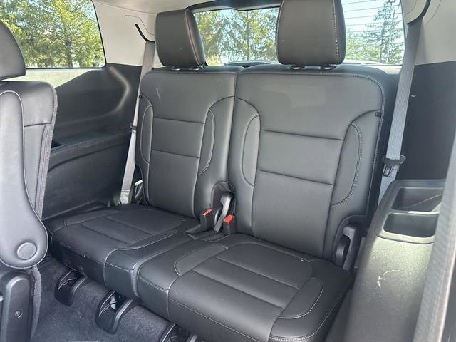 Used 2020 GMC Acadia SLT w/ LPO, Floor Liner Package FWD image 23