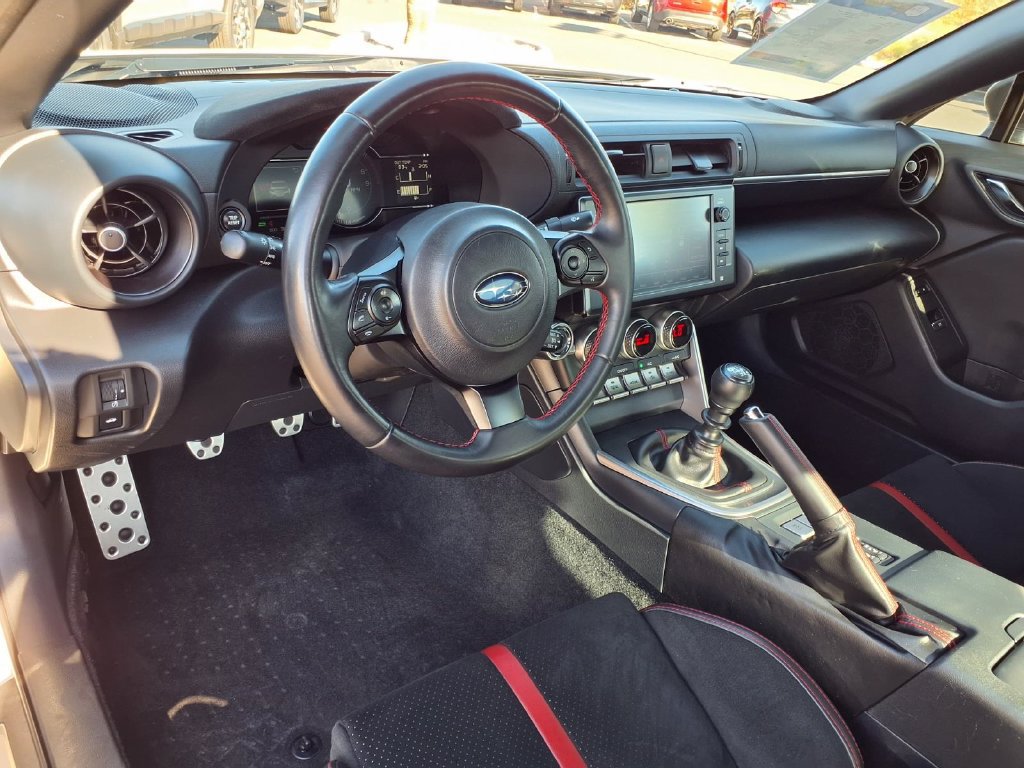 Used 2023 Subaru BRZ Limited RWD image 2