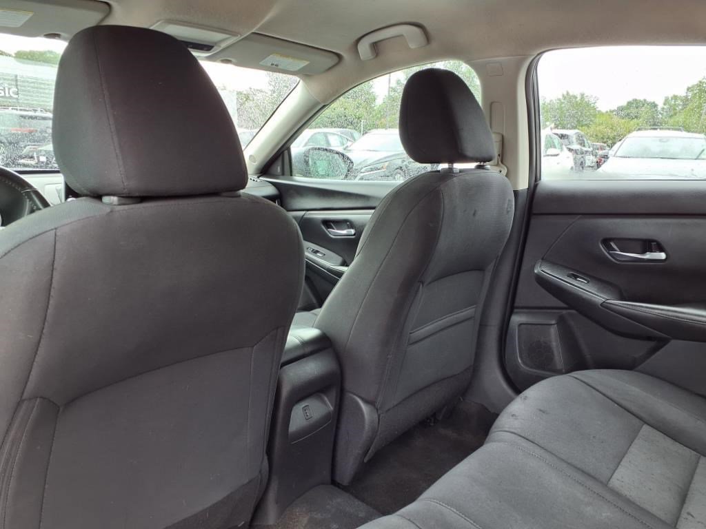 Used 2021 Nissan Sentra SV w/ Trunk Package image 17