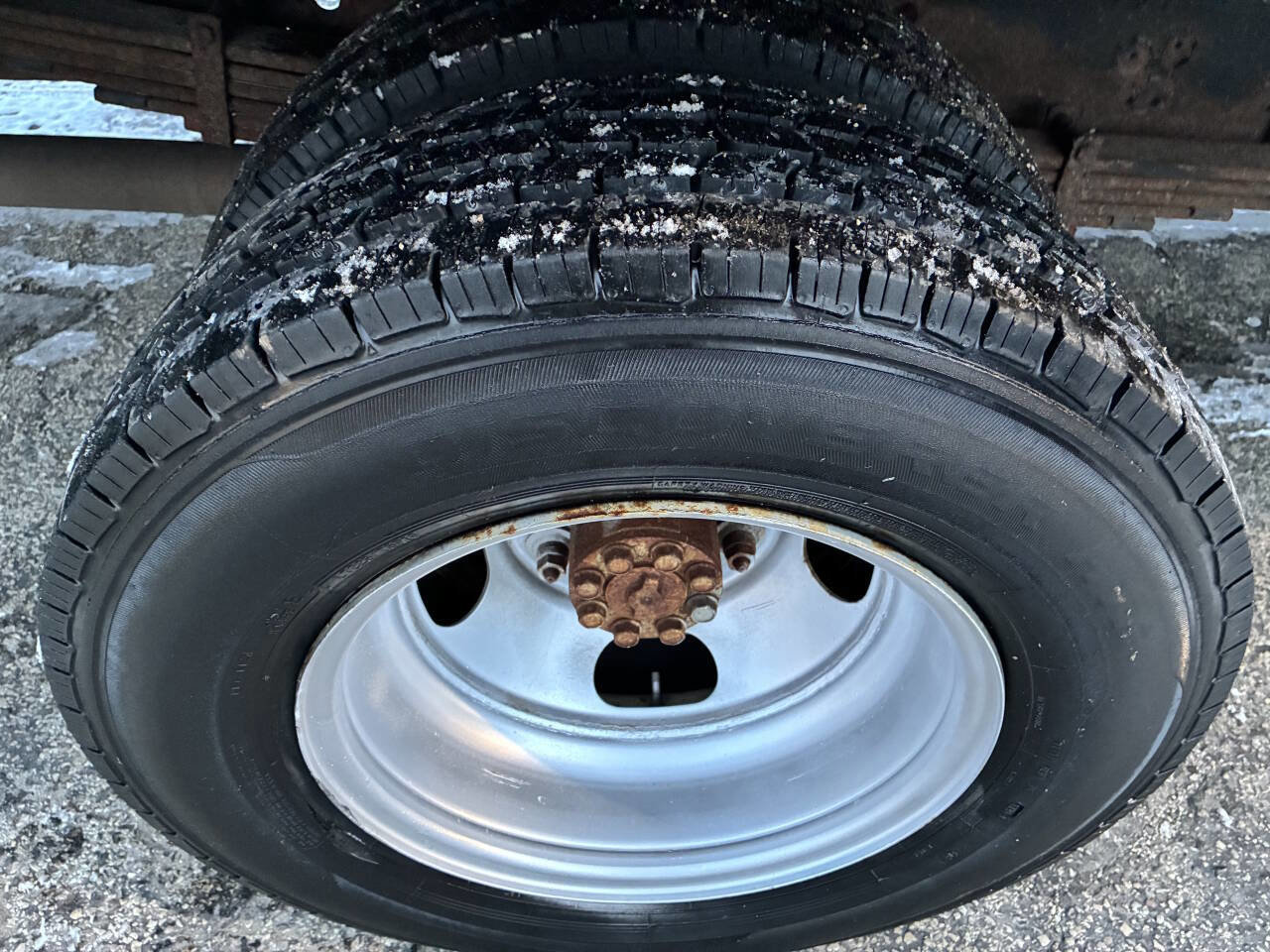 Used 2004 Chevrolet Express 3500 image 21