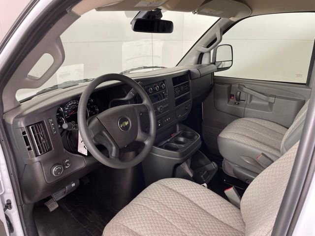 New 2025 Chevrolet Express 3500 w/ Driver Convenience Package image 18