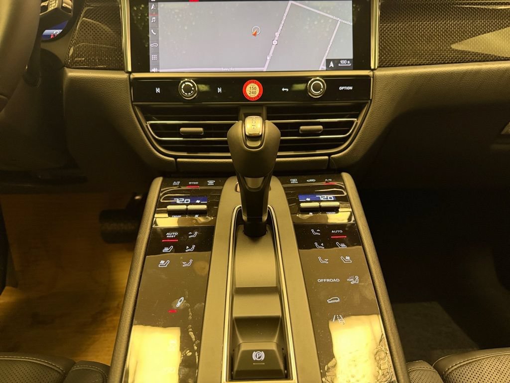 New 2026 Porsche Macan S AWD/4WD image 15
