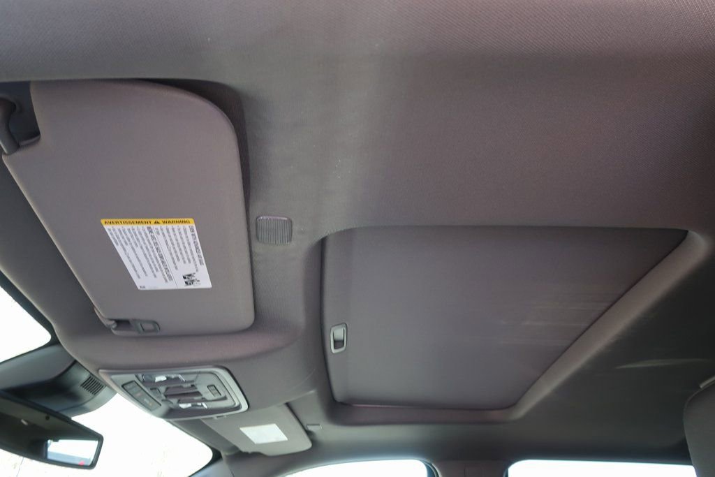 New 2026 GMC Sierra 2500 SLT w/ SLT Premium Package image 10