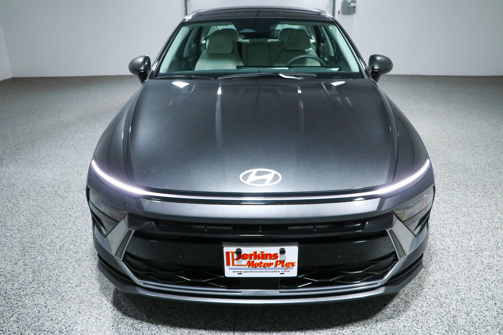 Used 2025 Hyundai Sonata SEL FWD image 4