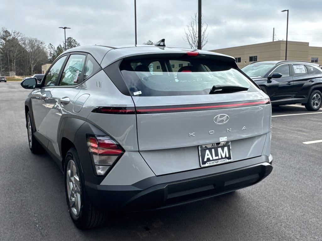 New 2026 Hyundai Kona SE image 3