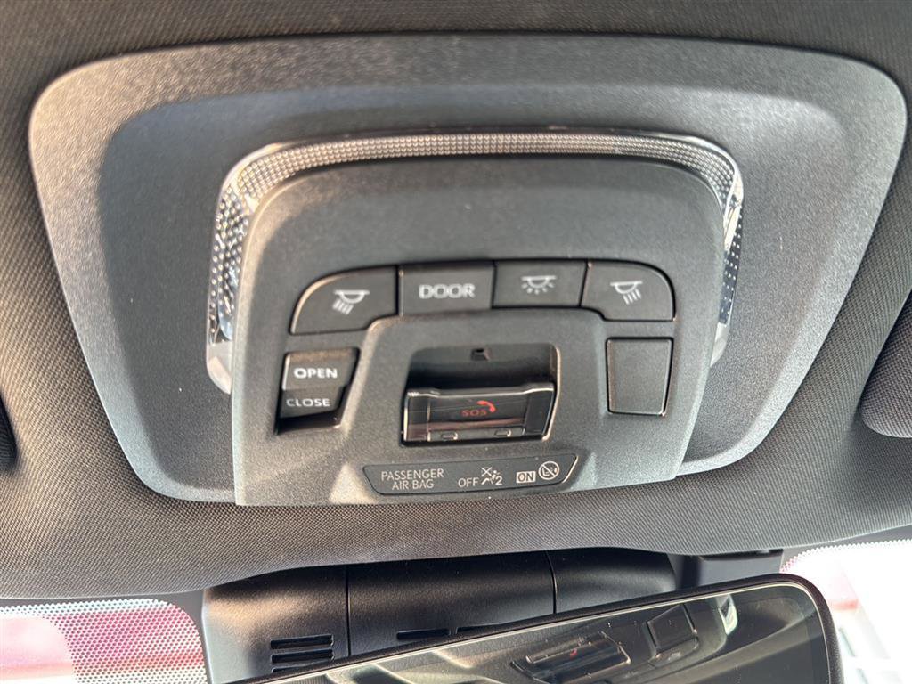 Used 2025 Toyota Crown Limited w/ Advanced Technology Package AWD/4WD image 17