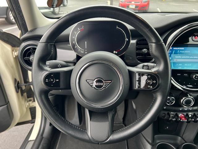 Used 2022 MINI Cooper 4-Door Hardtop FWD image 14