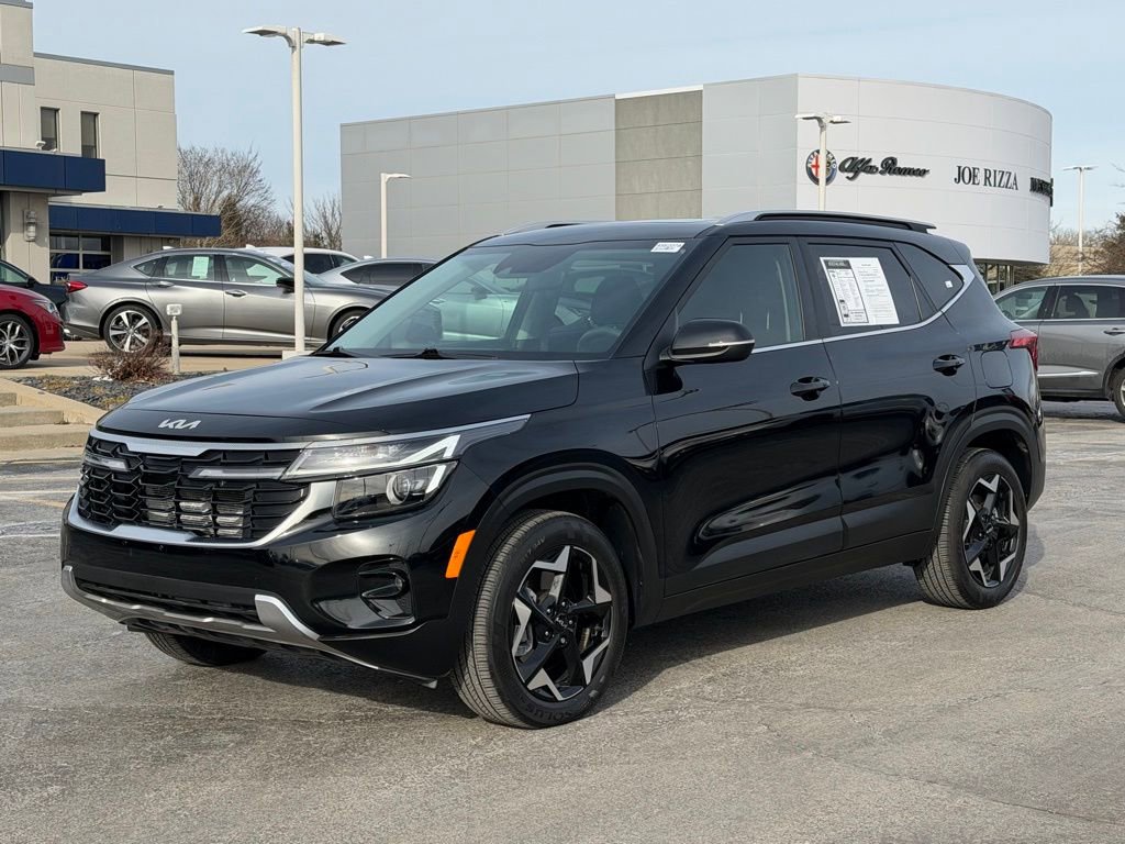 Used 2024 Kia Seltos EX image 7