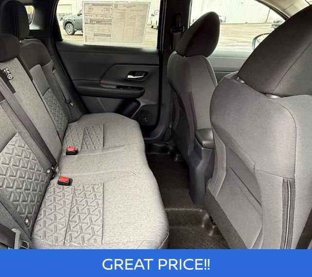 Used 2026 Nissan Kicks SV image 16