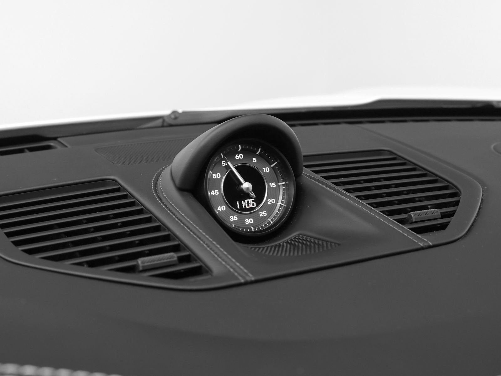 Certified 2025 Porsche 911 Turbo S AWD/4WD image 66