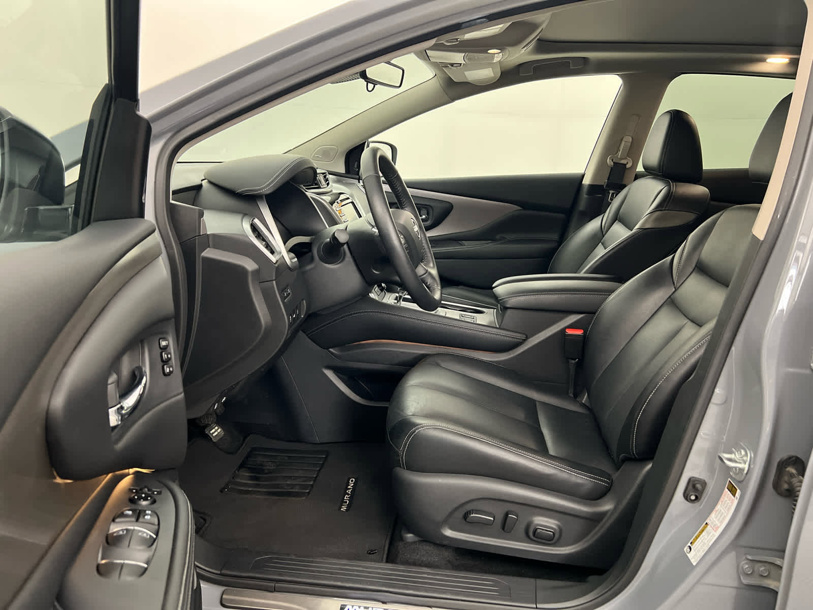 Used 2024 Nissan Murano SL image 12