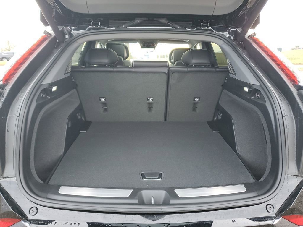 New 2026 Cadillac Optiq Sport 1 image 28