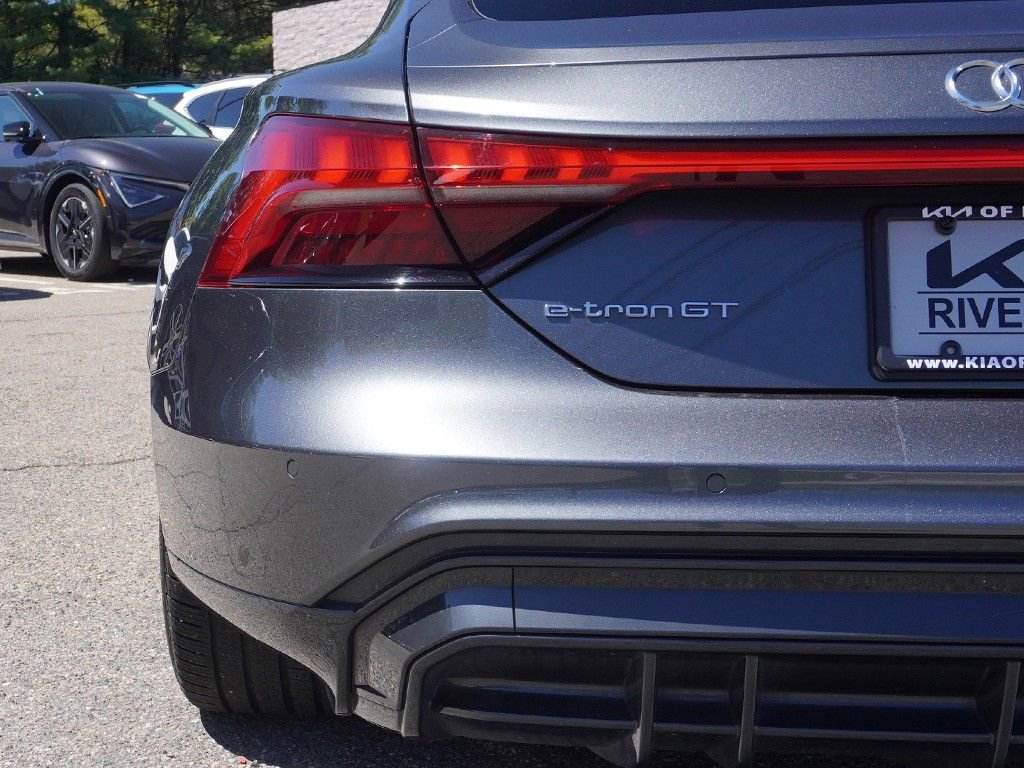 Used 2023 Audi e-tron GT Premium Plus AWD/4WD image 19