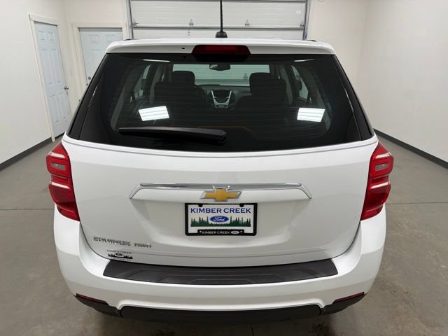 Used 2017 Chevrolet Equinox LS AWD/4WD image 5
