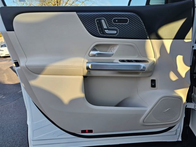 New 2026 Mercedes-Benz GLB 250 4MATIC image 19