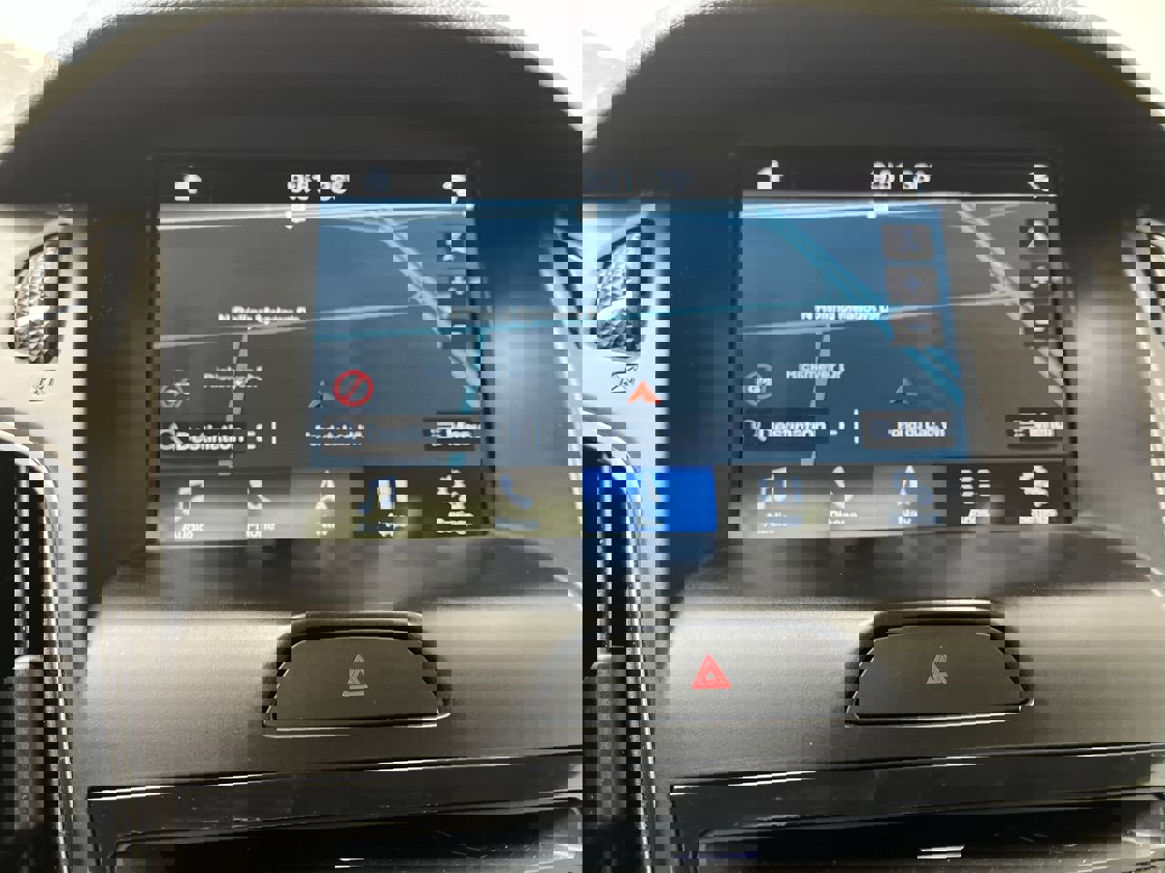 Used 2017 Ford Focus Titanium w/ Titanium Technology Package image 5