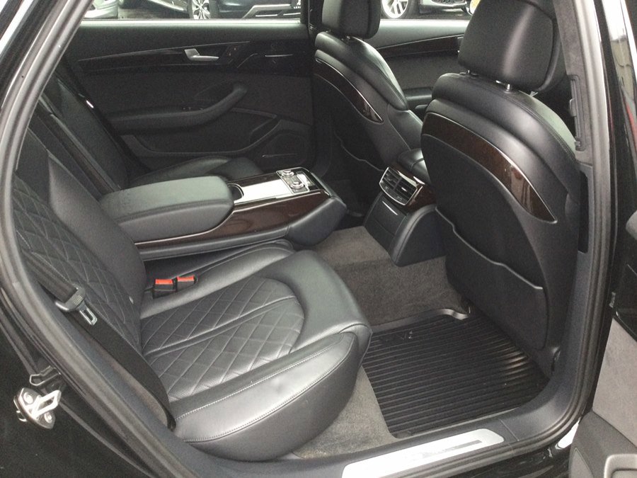 Used 2017 Audi A8 L 4.0T w/ Driver Assistance Package image 22